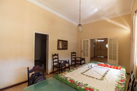 Sala de casa à venda com 3 quartos, 800m² em Fonseca, Niterói