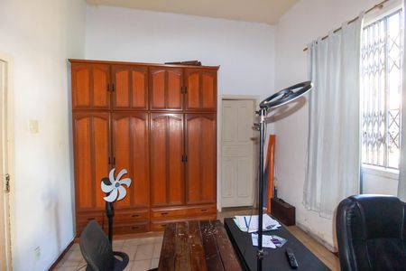 Casa à venda com 800m², 3 quartos e 11 vagasQuarto 2