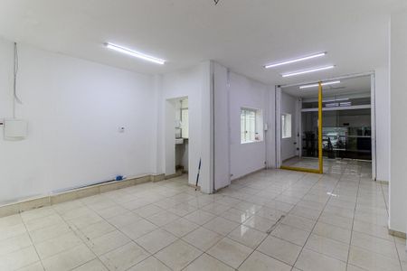 Sala de casa para alugar com 2 quartos, 180m² em Santa Cecilia, São Paulo
