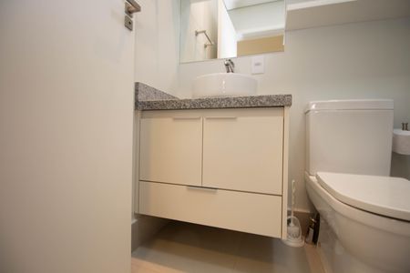 Apartamento para alugar com 40m², 1 quarto e 1 vaga Apartamento para alugar com 40m², 1 quarto e 1 vagaBanheiro Social
