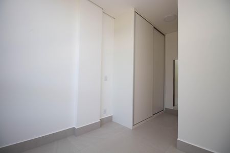 Quarto de apartamento para alugar com 1 quarto, 40m² em Sqn 402, Brasília