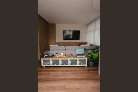 Apartamento à venda com 3 quartos, 189m² em Serra, Belo Horizonte