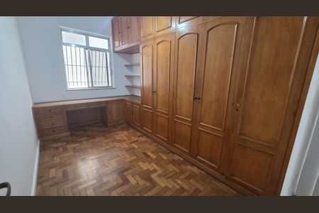 Quarto de apartamento à venda com 3 quartos, 100m² em Icaraí, Niterói