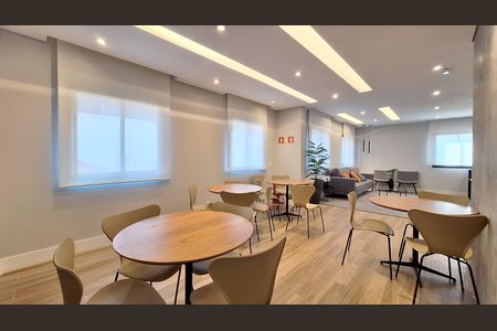 Apartamento à venda com 33m², 2 quartos e sem vaga Apartamento à venda com 33m², 2 quartos e sem vagaÁrea comum - Salão de festas