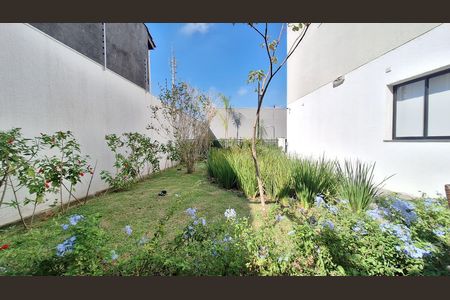 Apartamento à venda com 33m², 2 quartos e sem vaga Apartamento à venda com 33m², 2 quartos e sem vagaÁrea comum