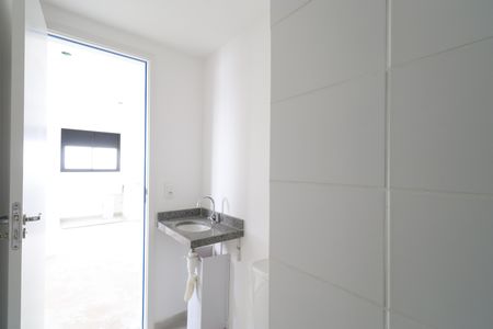 Apartamento à venda com 33m², 2 quartos e sem vagaBanheiro