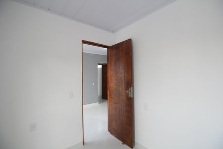 Quarto 1 de casa para alugar com 2 quartos, 40m² em Vila Franca, São Paulo