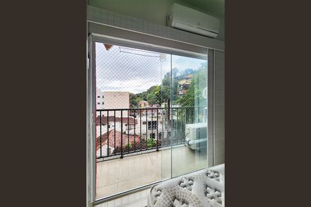 Apartamento para alugar com 92m², 2 quartos e 1 vaga Apartamento para alugar com 92m², 2 quartos e 1 vagaVaranda da Suíte