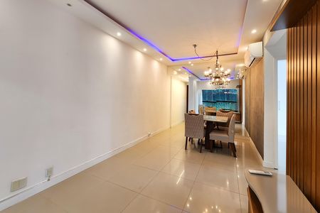 Sala  de apartamento para alugar com 2 quartos, 92m² em Tijuca, Rio de Janeiro