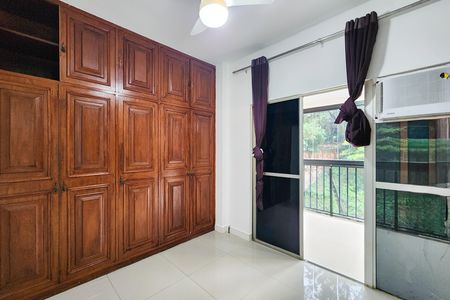 Apartamento para alugar com 92m², 2 quartos e 1 vaga Apartamento para alugar com 92m², 2 quartos e 1 vagaQuarto