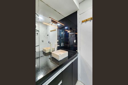 Apartamento para alugar com 92m², 2 quartos e 1 vaga Apartamento para alugar com 92m², 2 quartos e 1 vagaBanheiro da Suíte