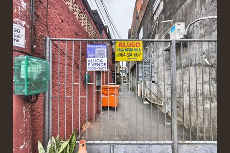 Casa de condomínio para alugar com 75m², 1 quarto e sem vaga