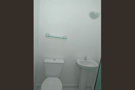 Banheiro de apartamento à venda com 2 quartos, 55m² em Bandeiras, Osasco