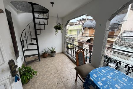Casa para alugar com 105m², 3 quartos e sem vaga Casa para alugar com 105m², 3 quartos e sem vagaVaranda