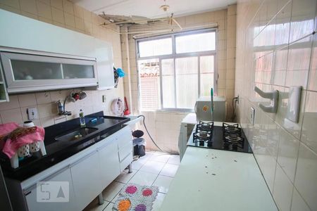 Apartamento à venda com 56m², 2 quartos e 1 vagaCozinha