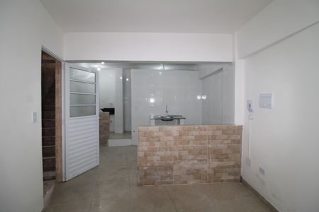 Sala / Cozinha de apartamento para alugar com 1 quarto, 24m² em Sítio do Mandaqui, São Paulo