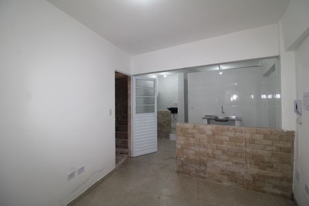 Sala / Cozinha de apartamento para alugar com 1 quarto, 24m² em Sítio do Mandaqui, São Paulo