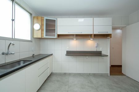 Apartamento para alugar com 180m², 4 quartos e 4 vagasCOZINHA