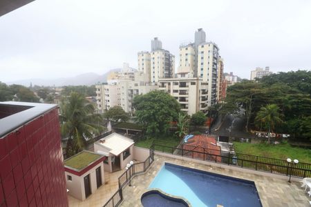 Vista de apartamento para alugar com 2 quartos, 85m² em Jardim Las Palmas, Guarujá