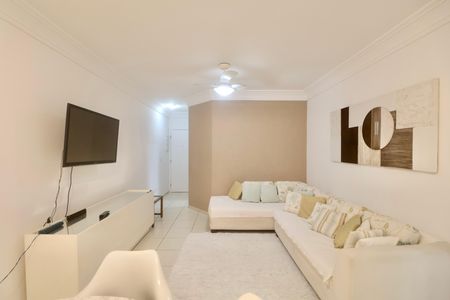 Sala de apartamento para alugar com 2 quartos, 85m² em Jardim Las Palmas, Guarujá