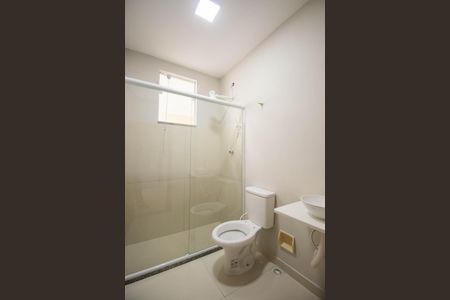 Casa para alugar com 53m², 2 quartos e sem vagaBanheiro
