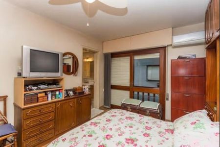 Apartamento para alugar com 181m², 3 quartos e sem vaga