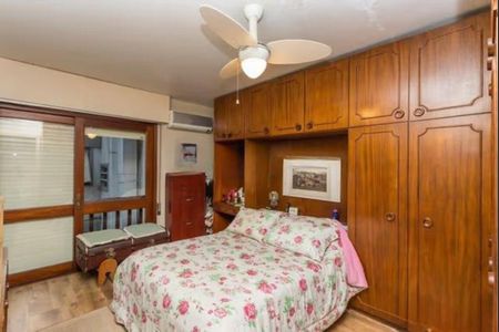 Apartamento para alugar com 181m², 3 quartos e sem vaga