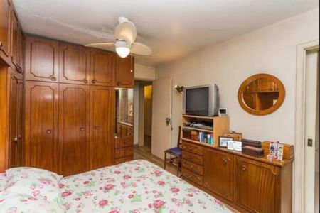 Apartamento para alugar com 181m², 3 quartos e sem vaga