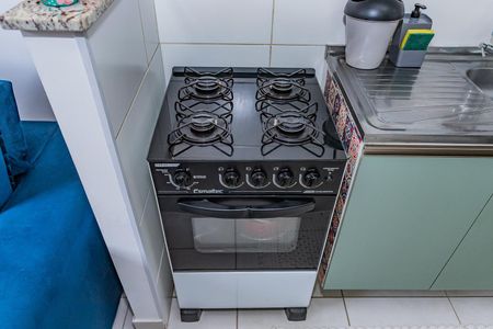Apartamento para alugar com 34m², 2 quartos e sem vaga Apartamento para alugar com 34m², 2 quartos e sem vagaSala, cozinha e área de serviço
