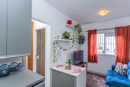 Apartamento para alugar com 34m², 2 quartos e sem vaga Apartamento para alugar com 34m², 2 quartos e sem vagaSala, cozinha e área de serviço