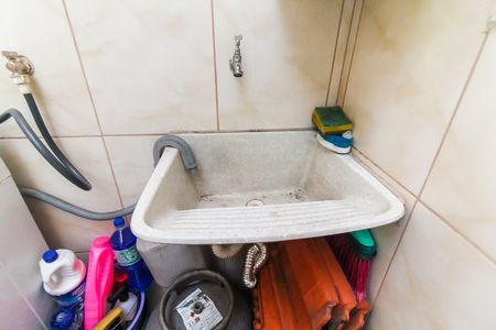 Casa de condomínio à venda com 65m², 2 quartos e 1 vaga Casa de condomínio à venda com 65m², 2 quartos e 1 vagaÁrea de Serviço