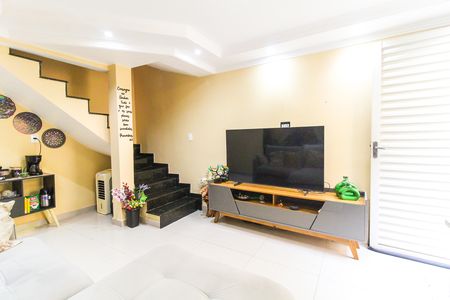 Sala de casa de condomínio à venda com 2 quartos, 65m² em Jardim Norma, São Paulo