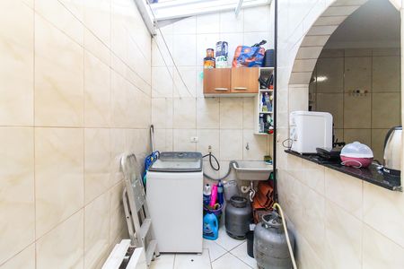 Casa de condomínio à venda com 65m², 2 quartos e 1 vaga Casa de condomínio à venda com 65m², 2 quartos e 1 vagaÁrea de Serviço