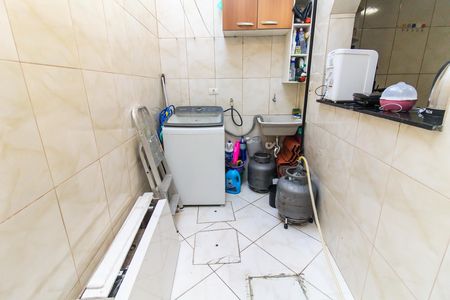 Casa de condomínio à venda com 65m², 2 quartos e 1 vaga Casa de condomínio à venda com 65m², 2 quartos e 1 vagaÁrea de Serviço