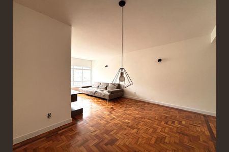 Apartamento para alugar com 115m², 2 quartos e 1 vaga Apartamento para alugar com 115m², 2 quartos e 1 vagaSala