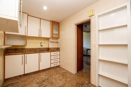 Apartamento à venda com 3 quartos, 190m² em Icaraí, Niterói