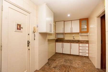 Apartamento à venda com 3 quartos, 190m² em Icaraí, Niterói
