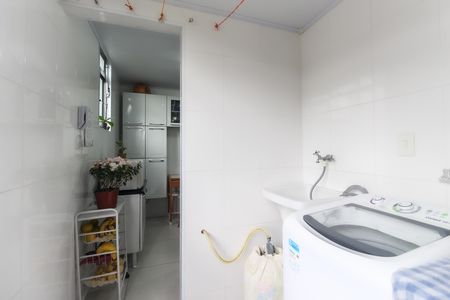 Apartamento à venda com 56m², 3 quartos e 1 vaga Apartamento à venda com 56m², 3 quartos e 1 vagaÁrea de Serviço