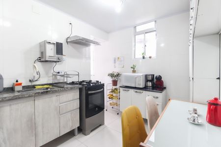 Apartamento à venda com 56m², 3 quartos e 1 vaga Apartamento à venda com 56m², 3 quartos e 1 vagaCozinha
