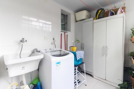 Apartamento à venda com 56m², 3 quartos e 1 vaga Apartamento à venda com 56m², 3 quartos e 1 vagaÁrea de Serviço