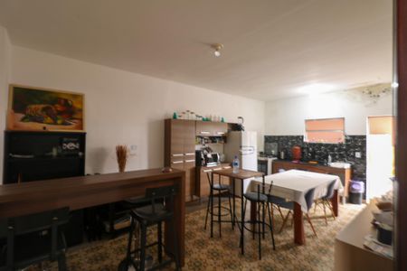 Casa à venda com 550m², 2 quartos e 4 vagasCozinha