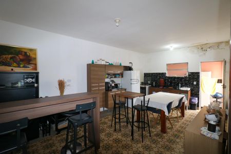 Casa à venda com 550m², 2 quartos e 4 vagasCozinha