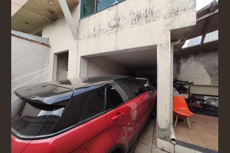 Casa à venda com 550m², 2 quartos e 4 vagasga