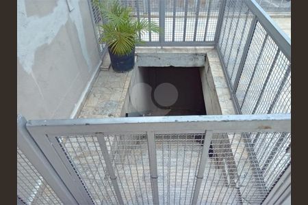 Casa à venda com 3 quartos, 135m² em São Domingos, São Paulo