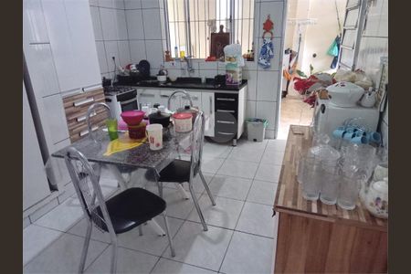 Casa à venda com 3 quartos, 135m² em São Domingos, São Paulo