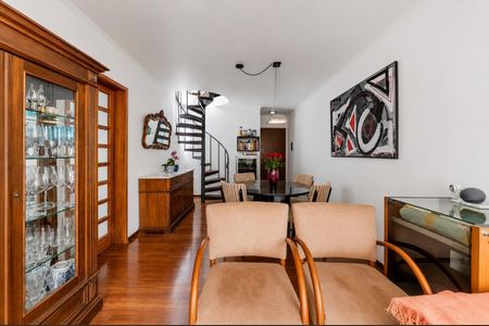 Apartamento para alugar com 129m², 2 quartos e 1 vaga