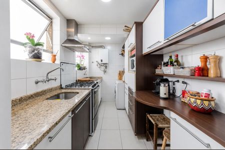 Apartamento para alugar com 129m², 2 quartos e 1 vaga