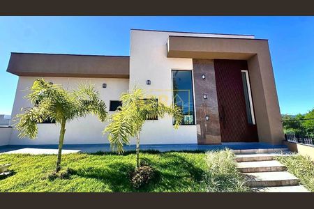 Casa à venda com 3 quartos, 236m² em Jardim Carolina, Jundiaí