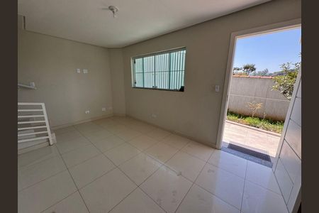 Casa para alugar com 3 quartos, 130m² em Vila Homero, São Paulo