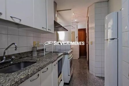 Apartamento à venda com 4 quartos, 185m² em Belvedere, Belo Horizonte
